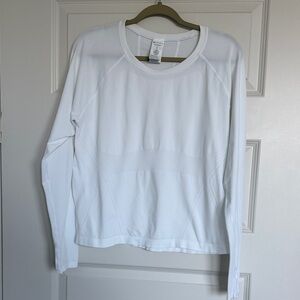 Athleta White Momentum Sport Length Long Sleeve Tee